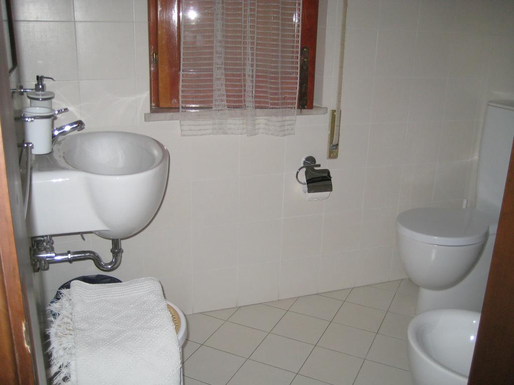 B&B Baia Delle Sirene Giardini Naxos Ruang foto